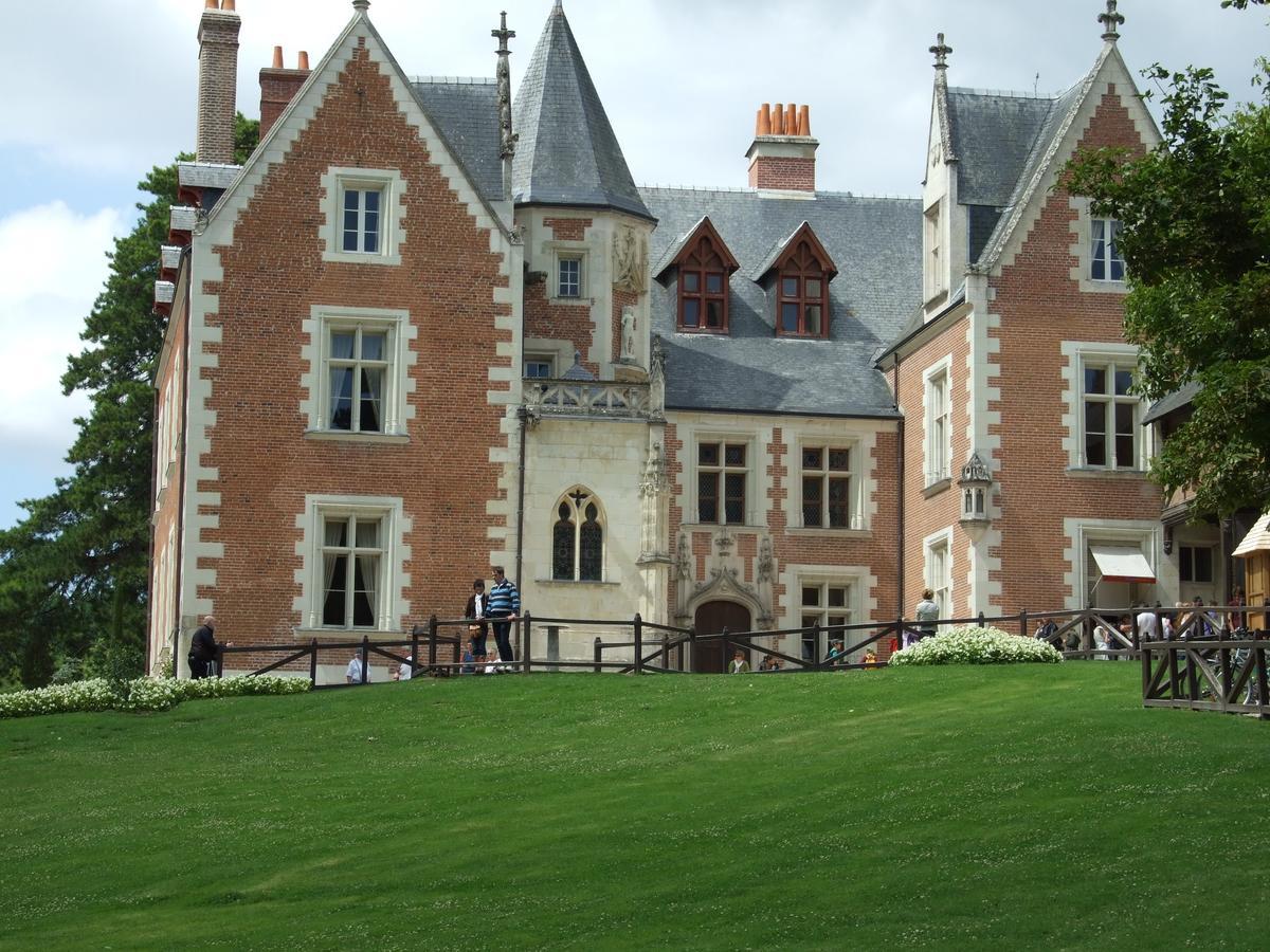 Gite-Civray-De-Touraine Maison De Denise Bagian luar foto